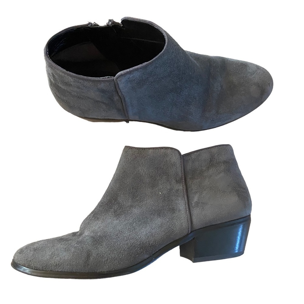 Sam Edelman Pretty Gray Sued ankle boots size 9, gently used, trendy